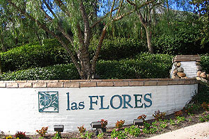 Las-Flores Sign